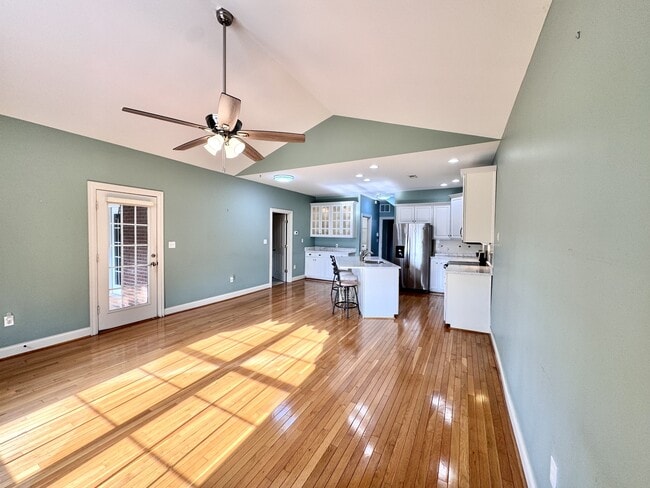 Building Photo - 88 St Annes Ct