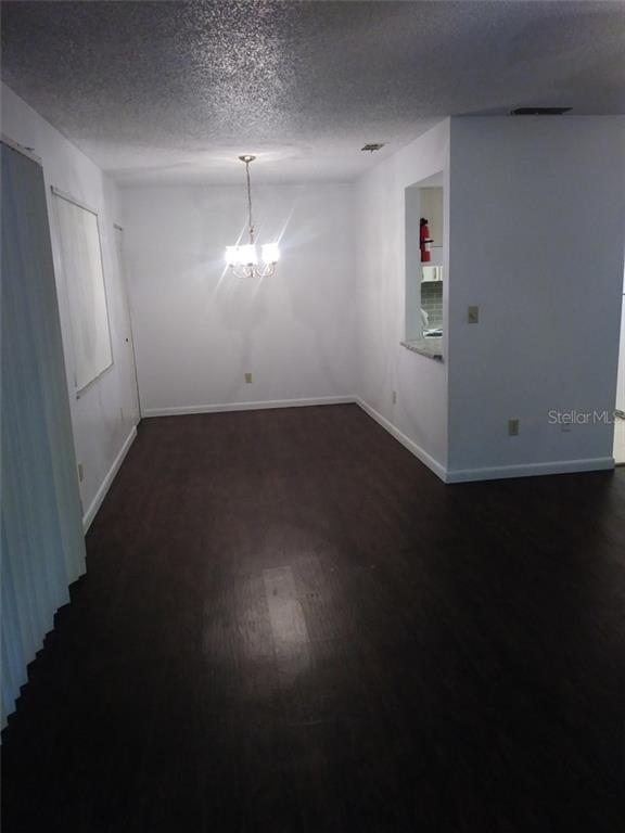 Building Photo - 510 Fairways Cir