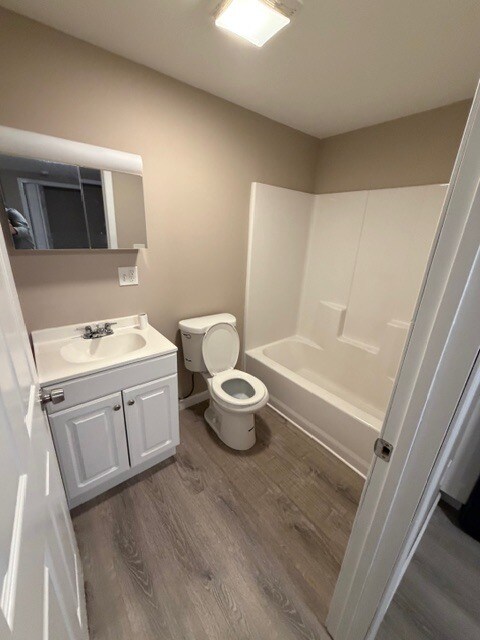 Building Photo - 235-237-237 State Rd