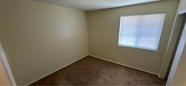 Building Photo - 2300 E 37th Ave