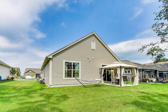 Building Photo - 1101 Black Cherry Dr
