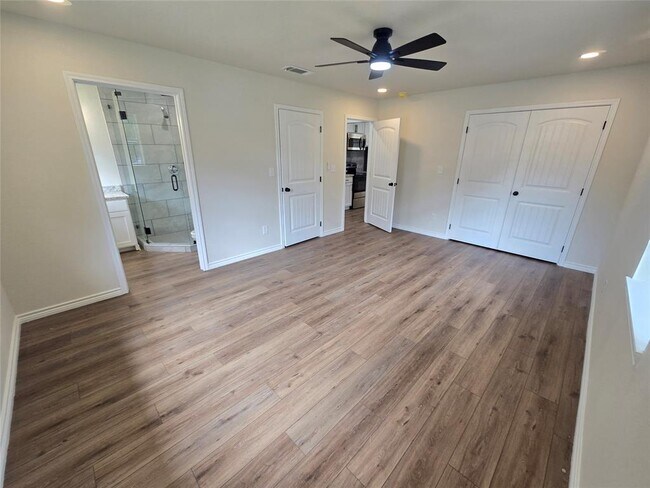 Building Photo - 1025 Terra Alta Dr