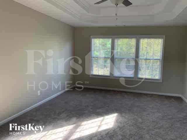 Building Photo - 2304 Blackburn Pass