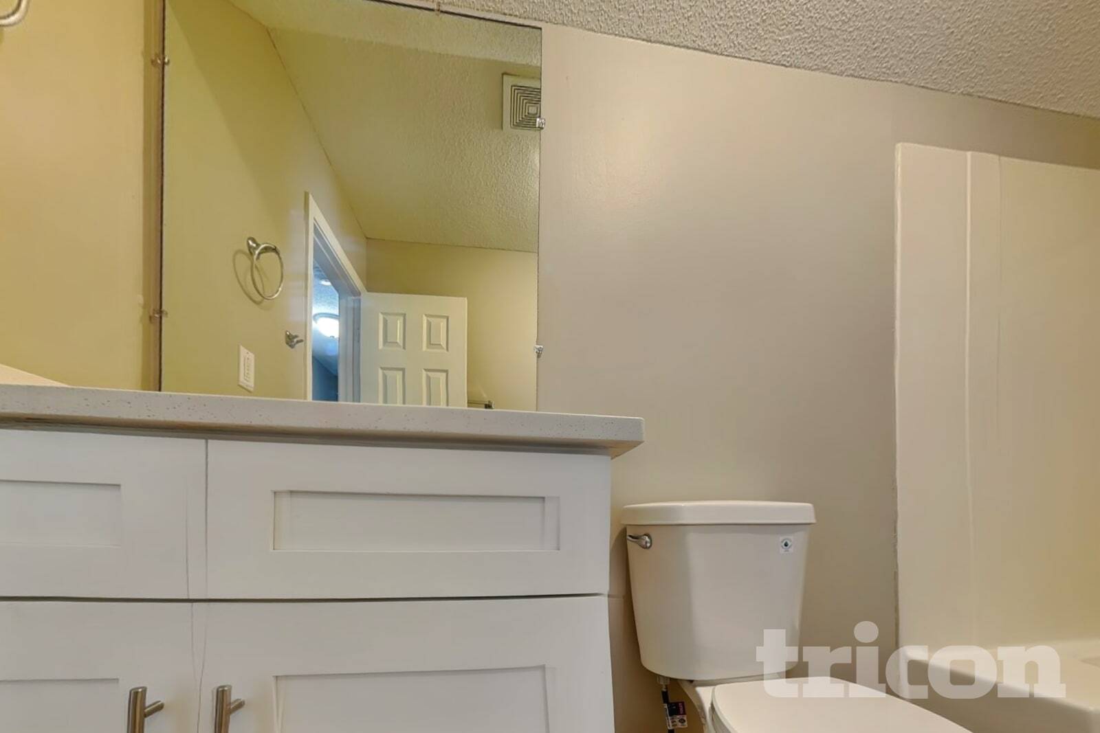 Building Photo - 5425 Brickleberry Way