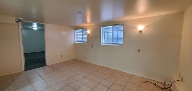 Building Photo - Washington House