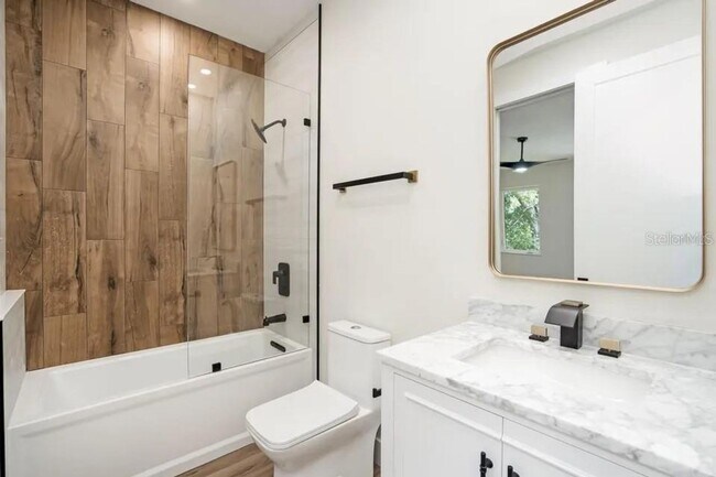 Building Photo - Bold Contemporary Sarasota Luxury Home. 4 Beds/ 4 Baths. Private Pool and Summer Grill.