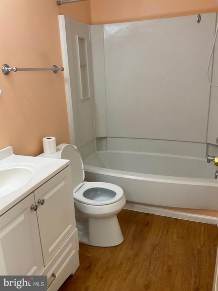 Building Photo - 3502 Lochearn Ct