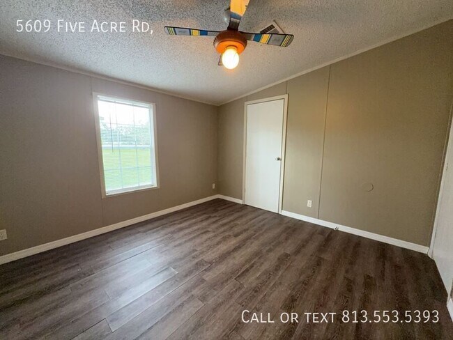 Building Photo - 5609 Five Acre Rd