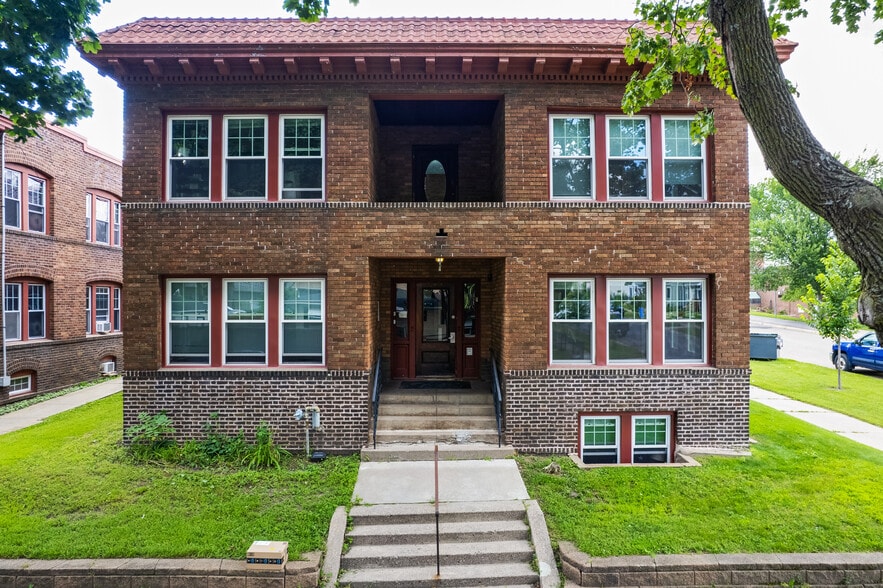 Primary Photo - 269 Oxford St