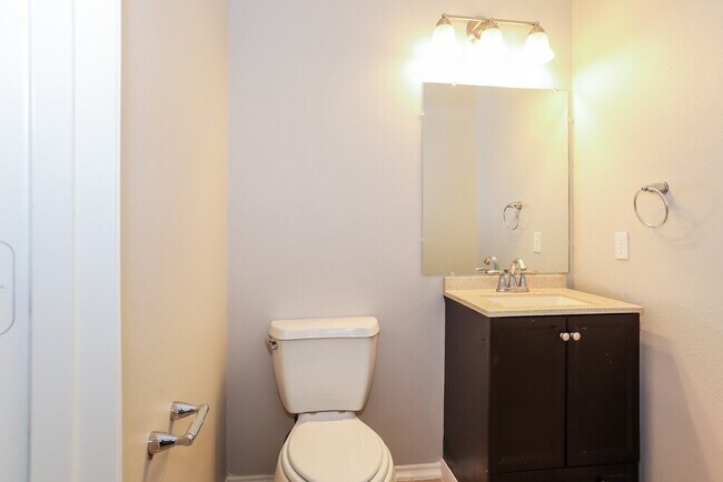 Building Photo - 1403 Natural Pine Trail