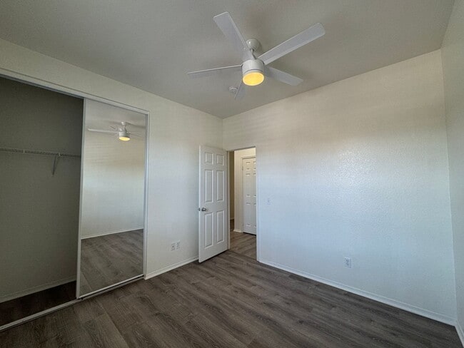 Building Photo - 5 Bedroom Canyon Hills home