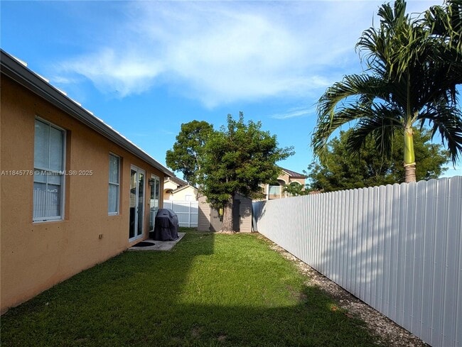 Building Photo - 16402 SW 78th Terrace