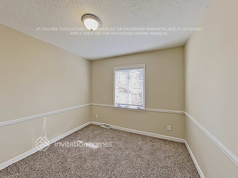 Building Photo - 924 Pine Forest Rd