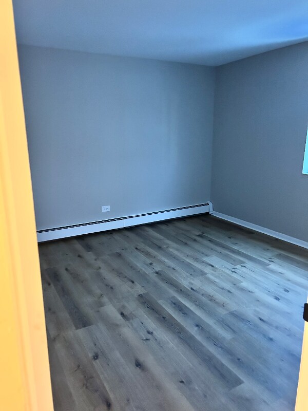 Building Photo - 2326 W Nichols Rd