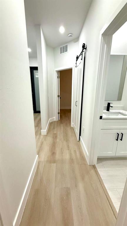 Building Photo - 1043 Albany Ave