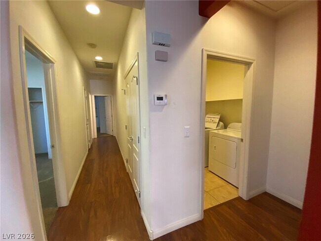 Building Photo - 2016 Turtle Beach Ave