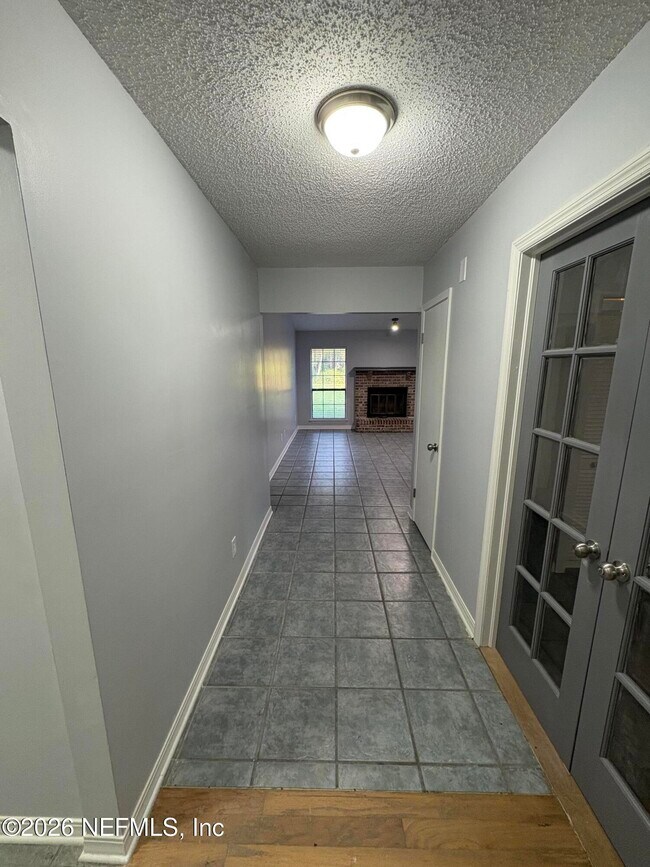 Building Photo - 12948 Gillespie Ave