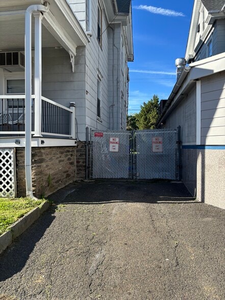 Private parking on property. Off street parking as well. - 17 E Glenside Ave
