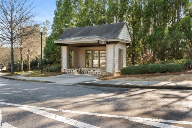 Building Photo - 156 W Ridge Way