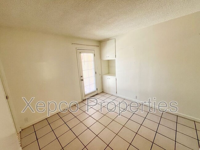 Building Photo - 333 E Ramon Rd