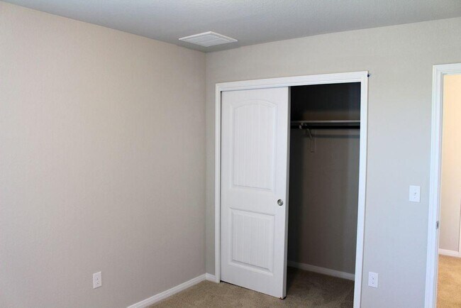 Building Photo - 1137 La Conterra Blvd