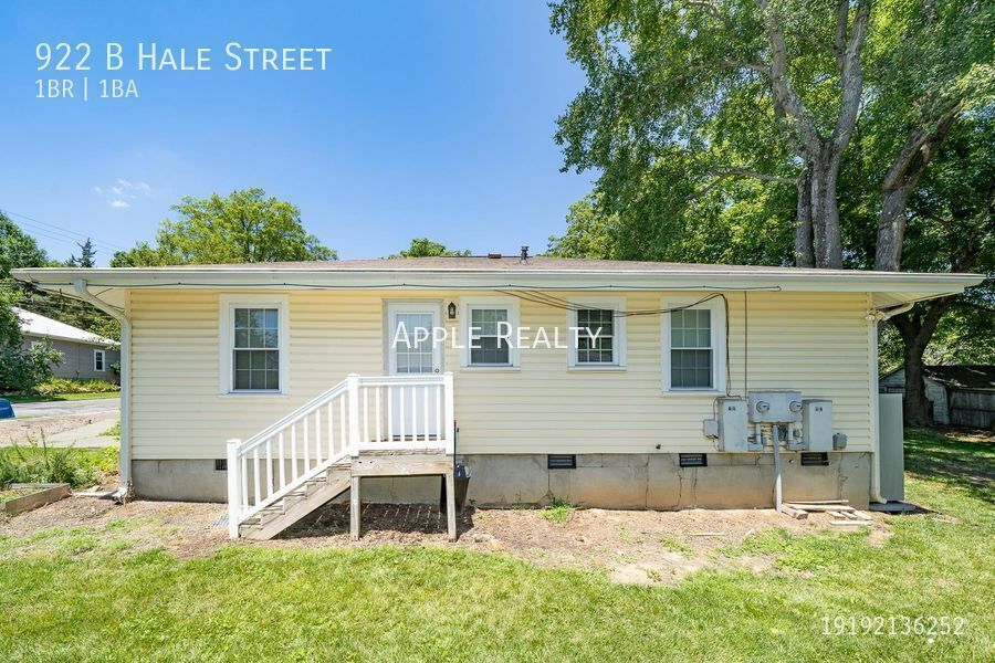 Building Photo - 922 Hale St