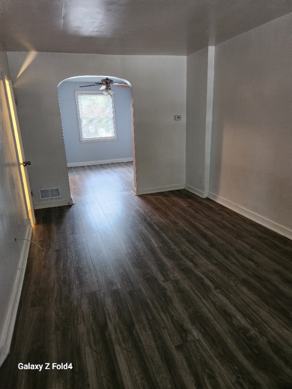 Building Photo - 3317 Ingleside Ave