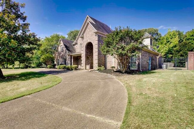 Primary Photo - 1359 Winoka Rd
