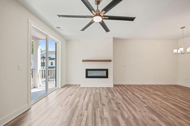 Building Photo - Modern, Spacious 2 Bed Townhome, Brier Creek Country Club, Golf course views!