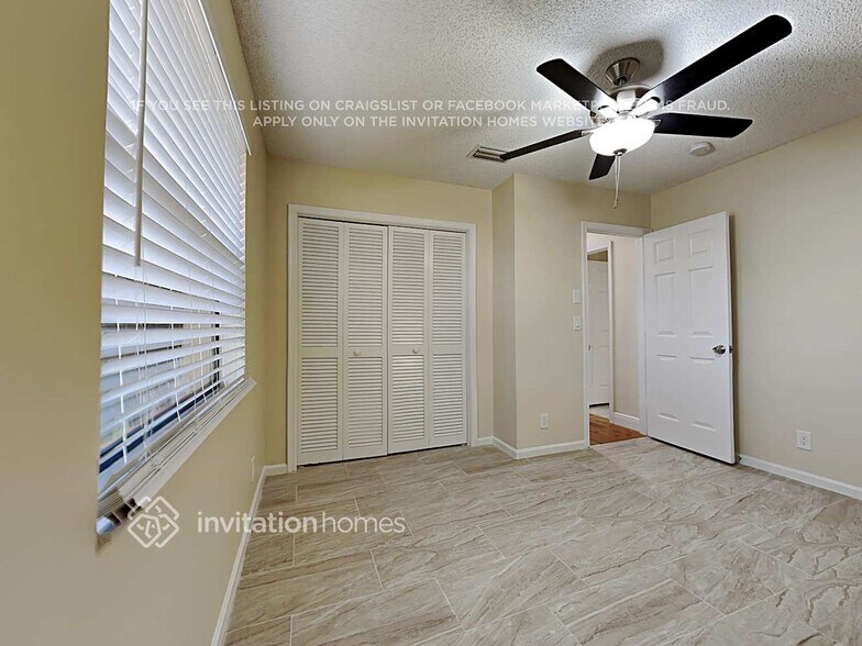 Building Photo - 13598 Jonquil Pl
