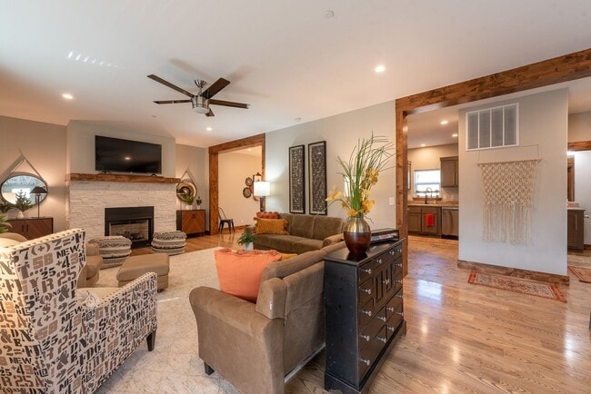 Building Photo - Brand New Home Located in the Heart of Winter Park!