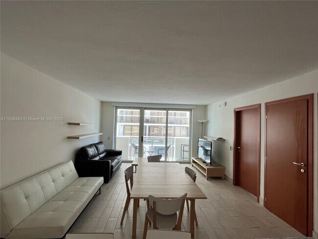 Building Photo - 9499 Collins Ave