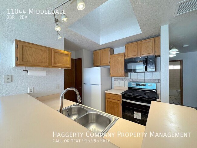Building Photo - 11044 Middledale-