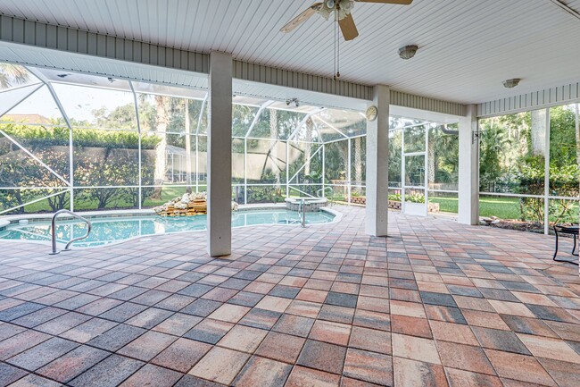 Building Photo - 4/3 Pool Home in Halifax Plantation