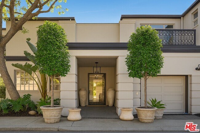 Building Photo - 28600 Pacific Coast Hwy