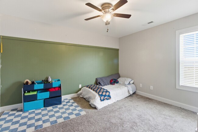 Building Photo - 2012 Snapper St