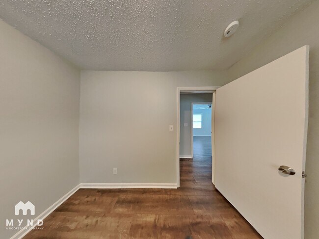 Building Photo - 6117 Mill Grove Rd