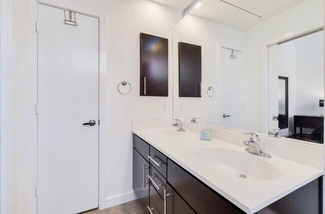 Building Photo - Immaculate 2-Story Urban Loft Townhome wit...