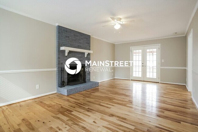 Building Photo - 3 Bedroom Pet-Friendly Home in Garner, NC with Main Street Renewal