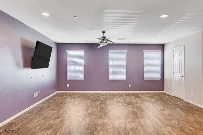 Building Photo - 9050 W Tropicana Ave