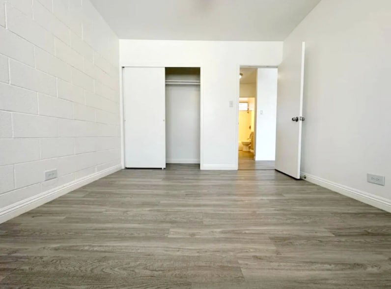 Building Photo - 711 Makaleka Ave