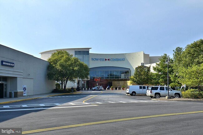 Building Photo - 2155 Scotts Crossing Ct