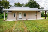 Building Photo - 605 Days Rd