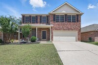 Building Photo - 5113 Raymond Dr