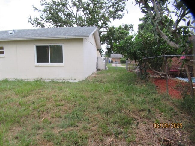 Building Photo - 2506 Mary Sue St