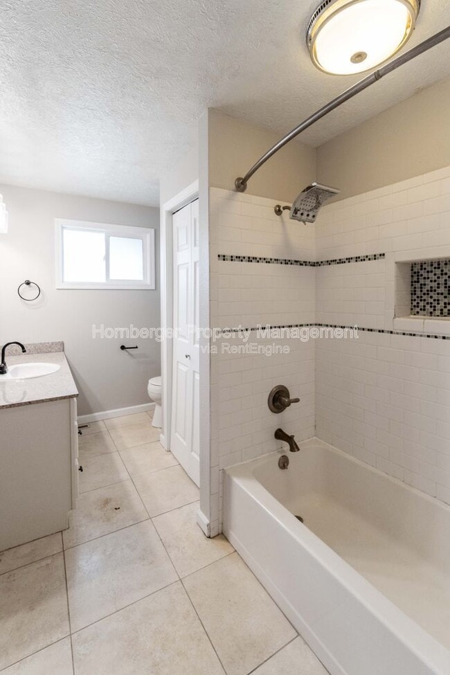 Building Photo - 6604 N Greenwood Blvd