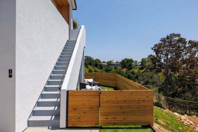 Building Photo - 4580 Jicarillo Ave