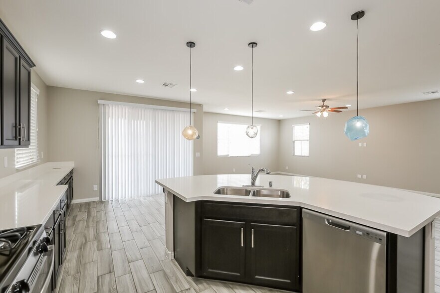 Building Photo - 9918 Rams Leap Ave