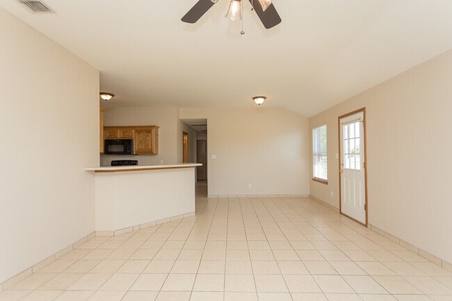 Building Photo - 16110/16112 Rolling Meadows Dr.
