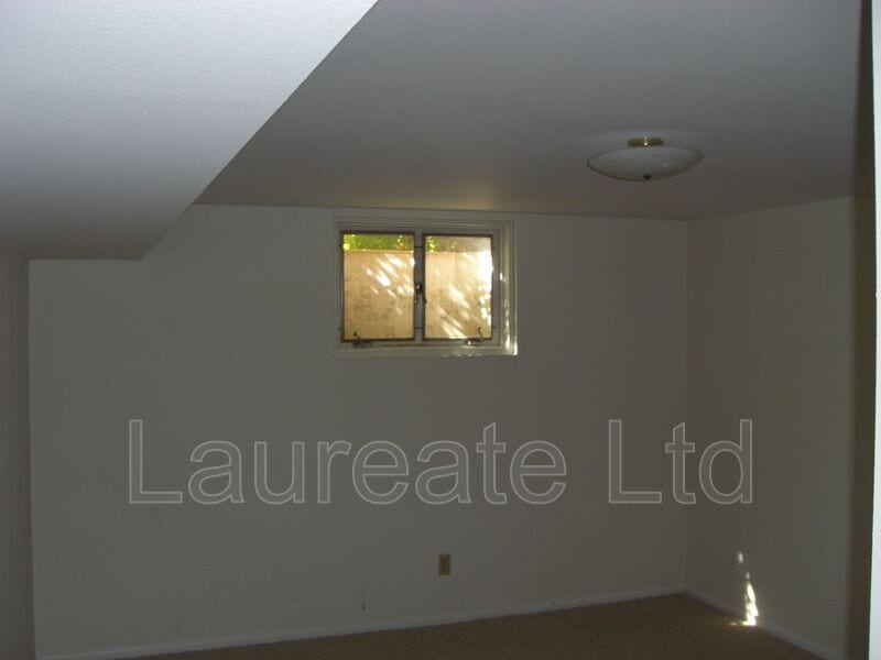 Building Photo - 3344 S Elmira Ct